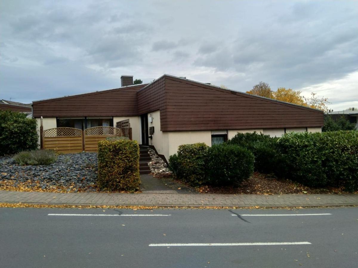 Kleine Ferienwohnung, Einzimmeraparment In Altenkirchen Almersbach 외부 사진